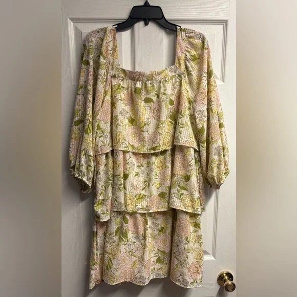 Who What Wear Floral Ruffle/Tiered Bishop Sleeve Dress Size Large - Picture 5 of 5